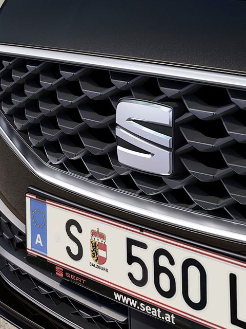 schwarzer SEAT Leon Sportstourer Style Frontgrill