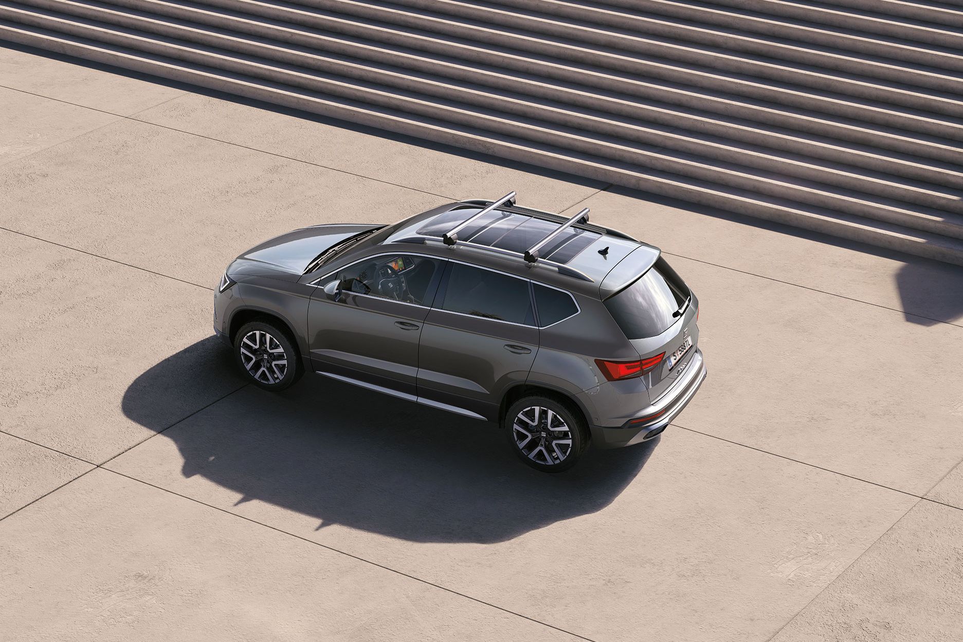 SEAT Ateca mit Dachträgern 