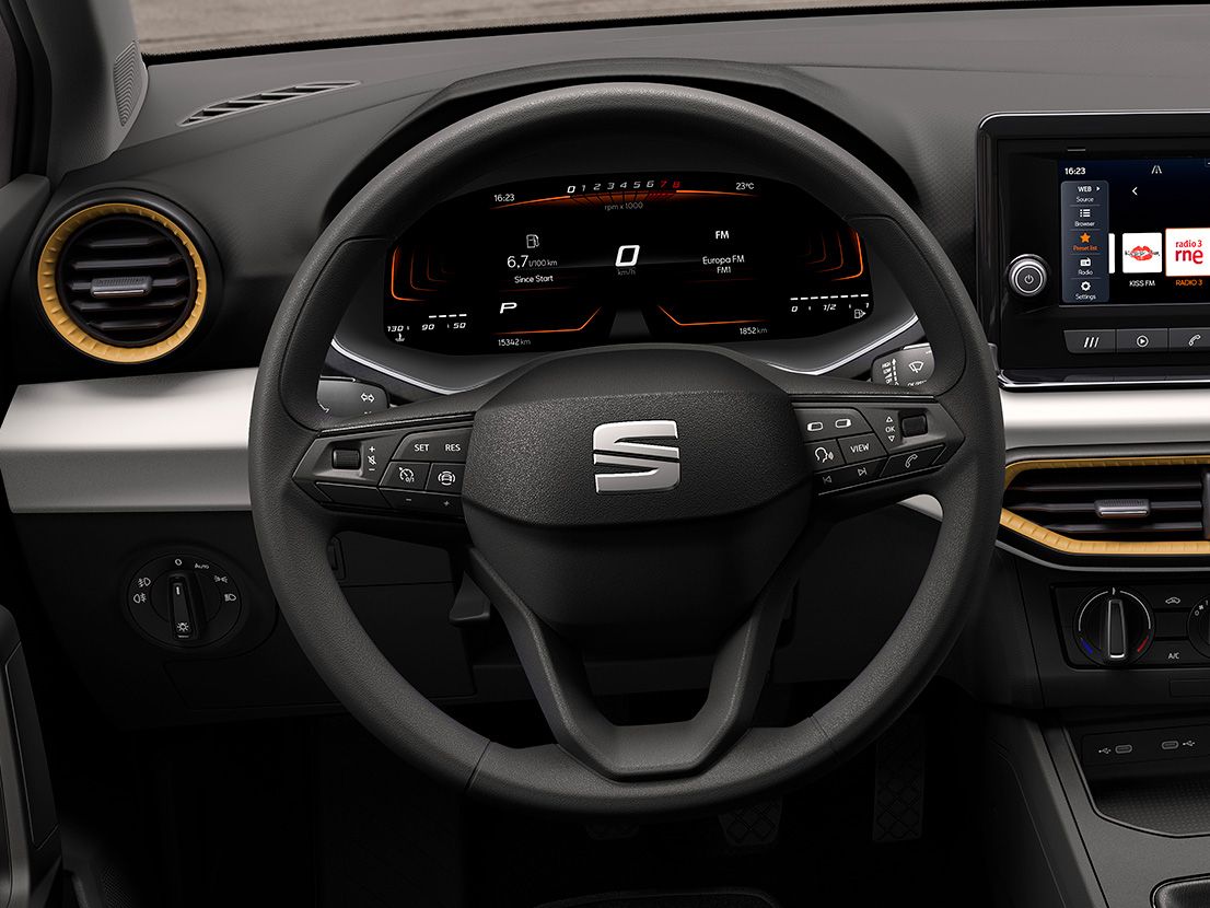 Multifunktionslenkrad im SEAT Ibiza Reference