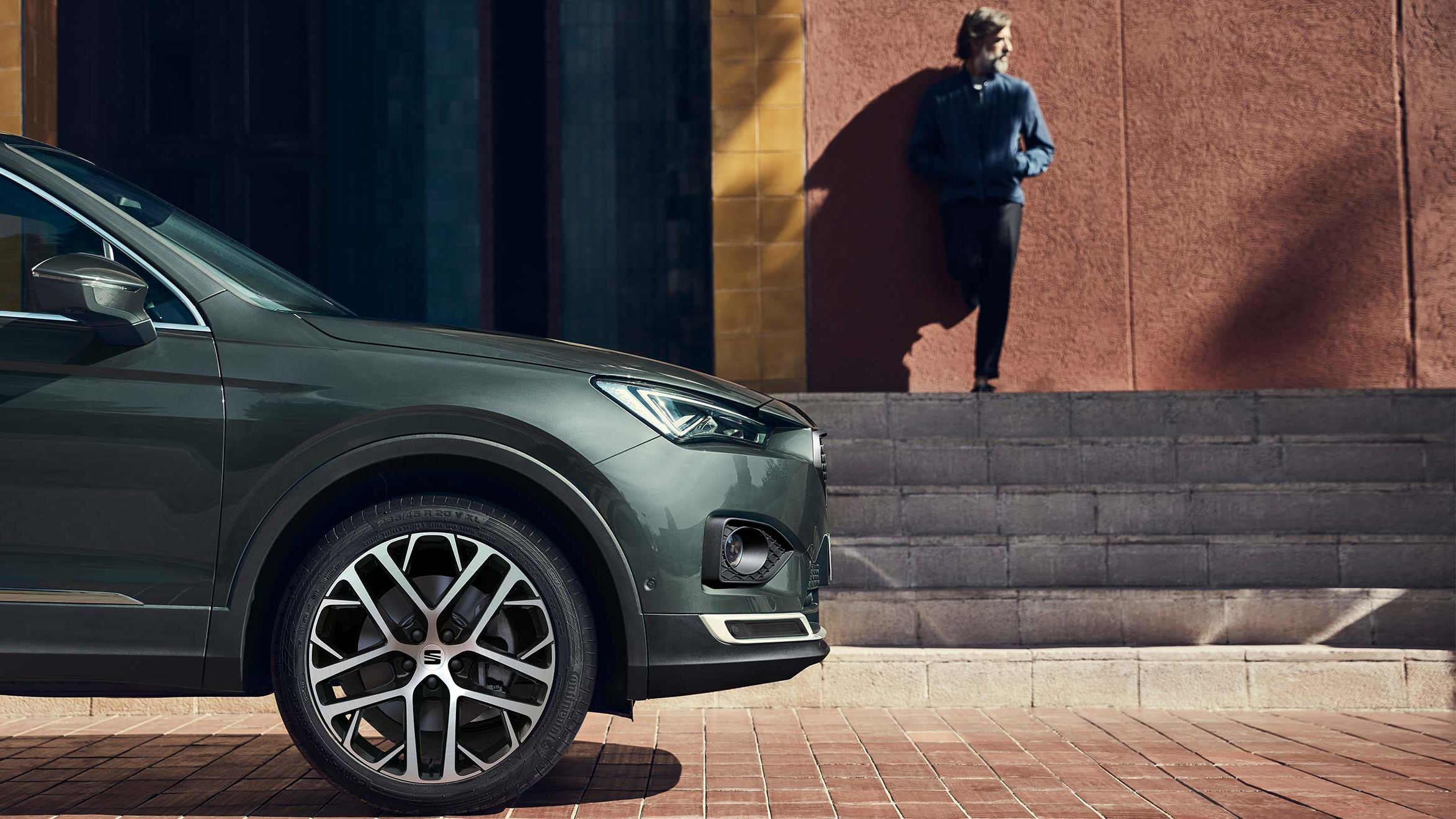 SEAT Tarraco Seitenansicht mit Fokus auf Leichtmetallräder