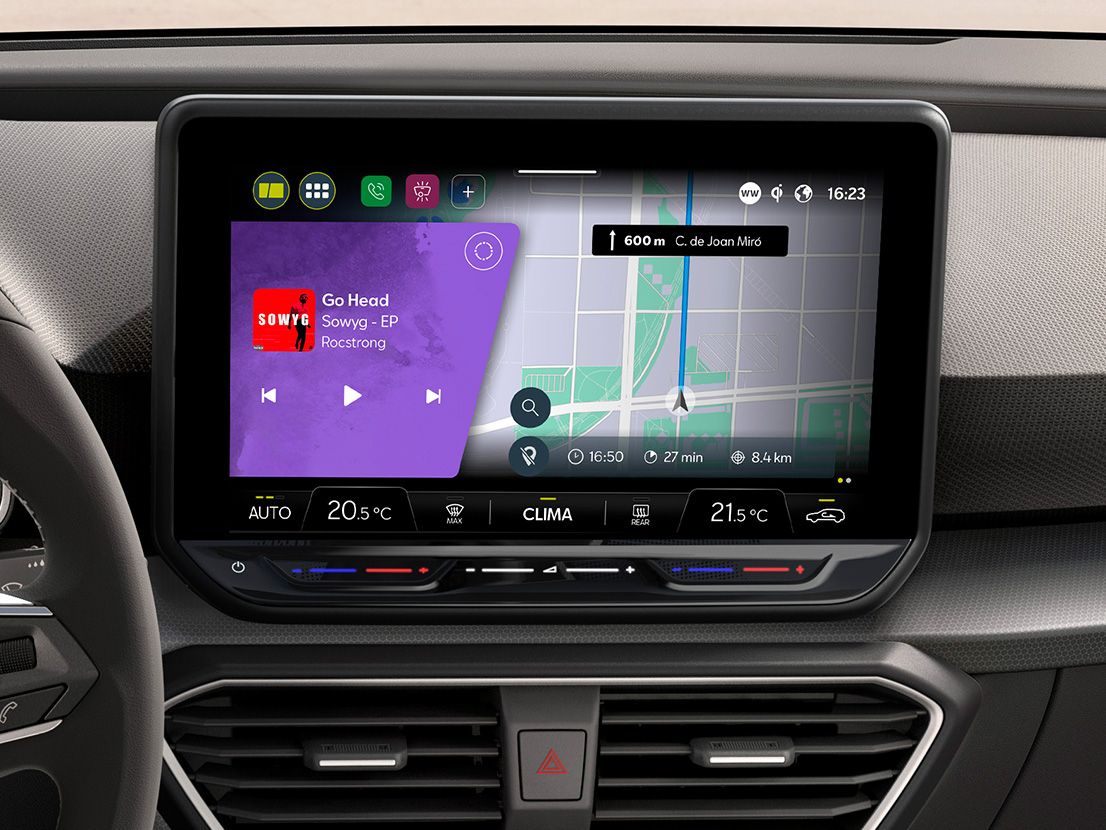 Infotainment-Display im Seat Leon 5D