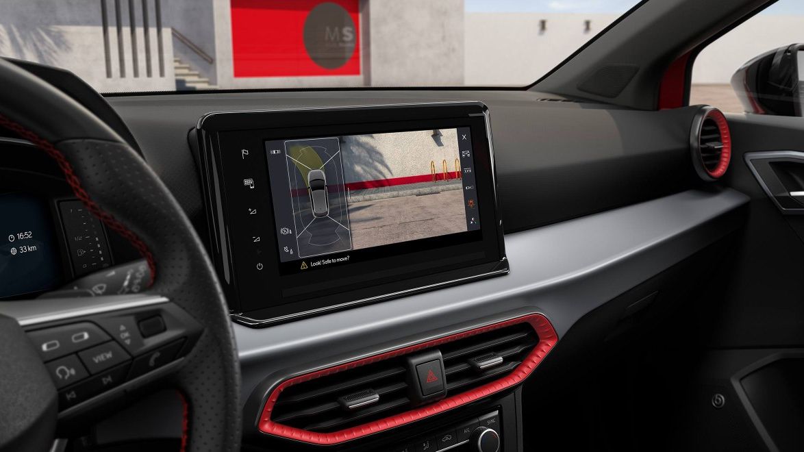 SEAT Ibiza com tecnologia inovadora da câmara traseira