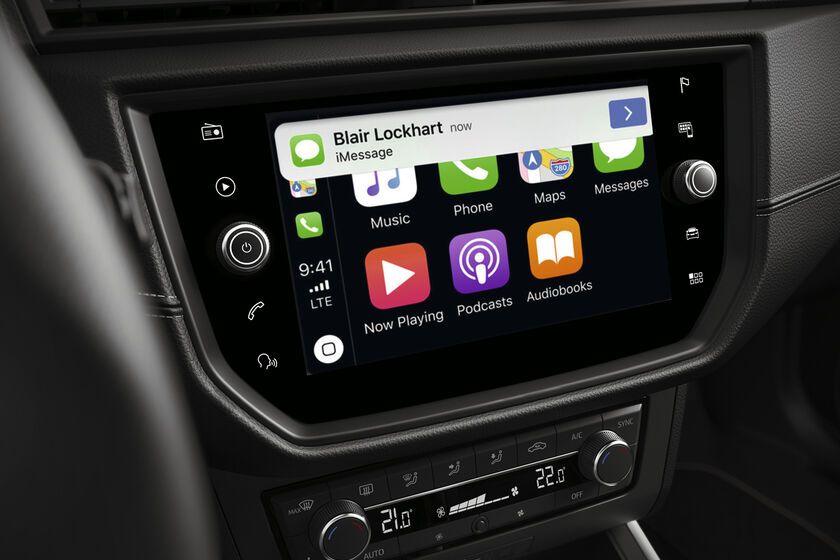 SEAT Arona Apple Messages 