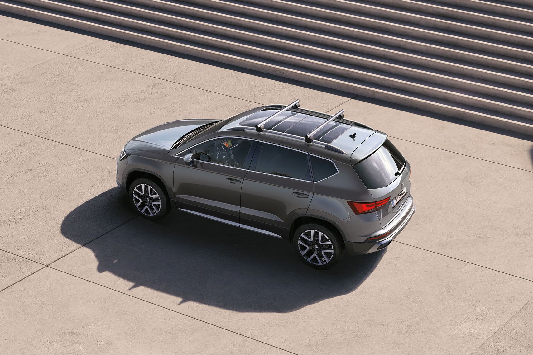 SEAT Ateca mit Dachträgern 