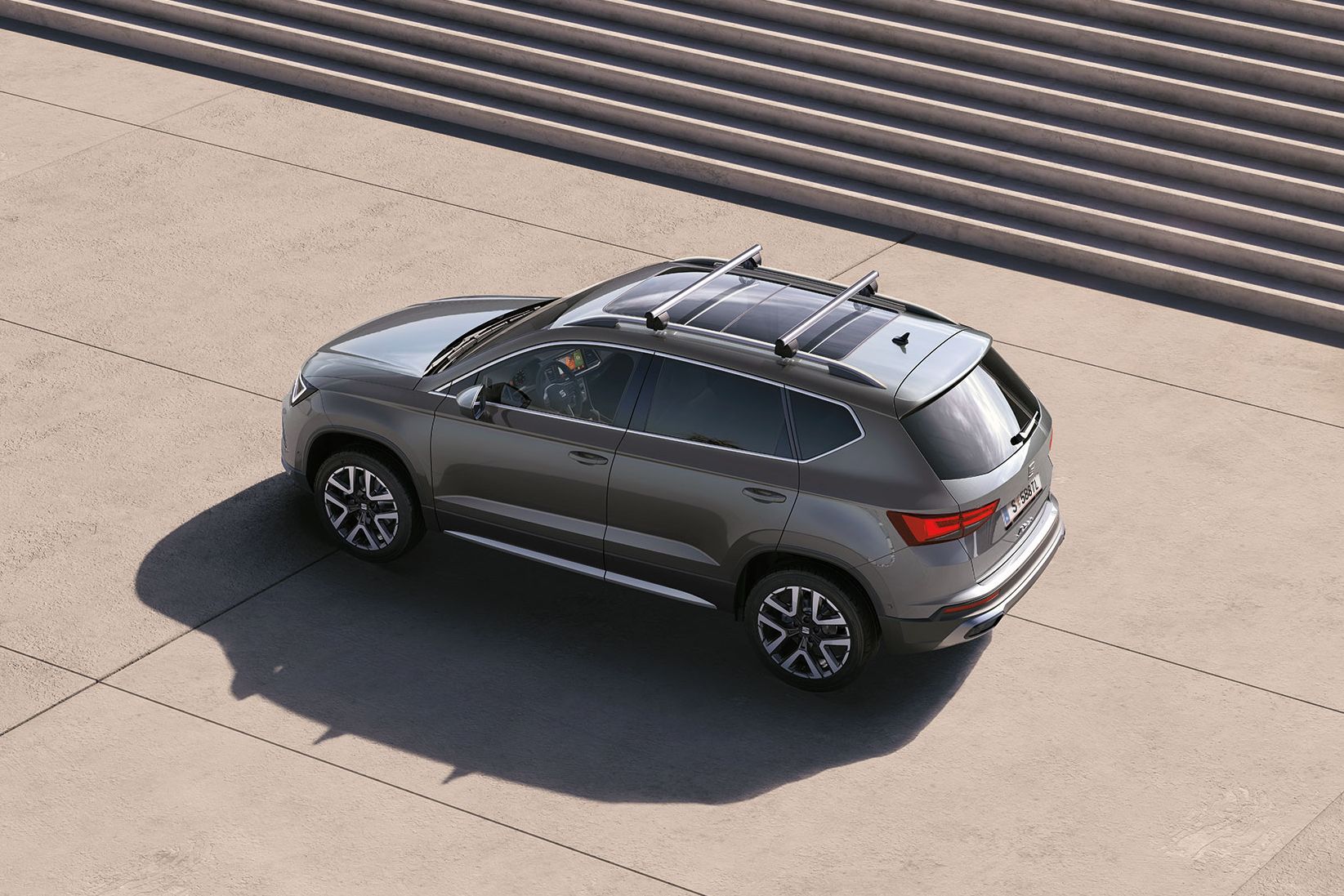 SEAT Ateca mit Dachträgern 